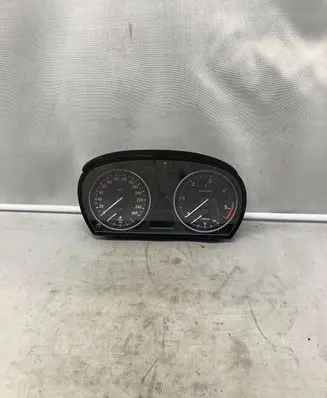 BMW X1 E84 Speedometer (instrument cluster) 9220988