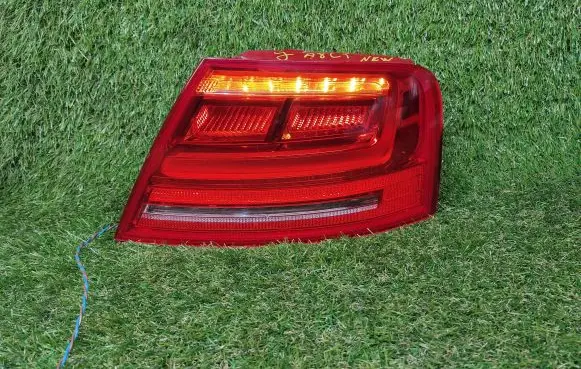 Audi A8 S8 D4 4H Rear/tail lights 4H0945096