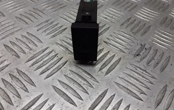 Volkswagen PASSAT B5 Seat heating switch 3B0963563