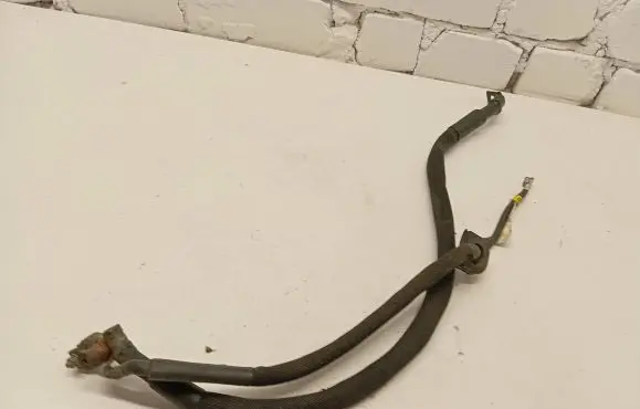 Positive cable (battery)