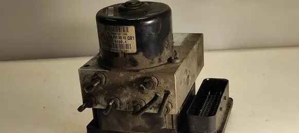 Mercedes-Benz C W203 ABS Pump A0064310312 A0365454032 5G26C15P86