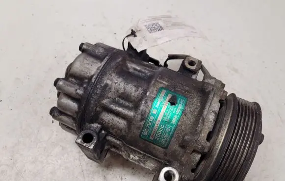 Volvo V50 Air conditioning (A/C) compressor (pump) 2944811424 200C 3M5H19D629HC