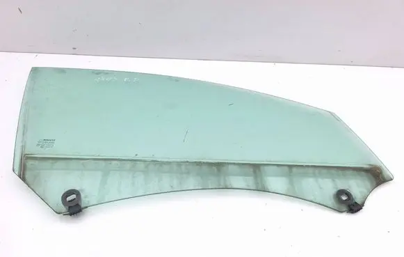 Renault Megane IV Front door window glass four-door 