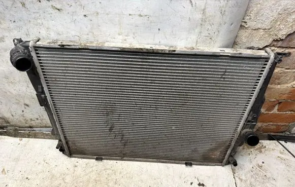 BMW 3 E90 E91 Coolant radiator 758166001