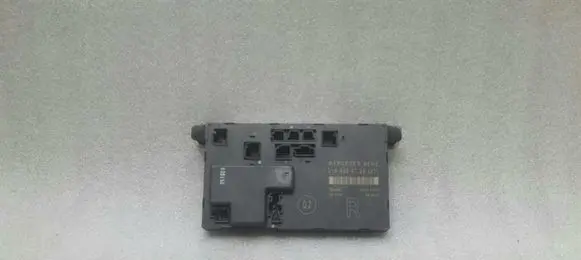 Mercedes-Benz CLS AMG C219 Door control unit/module A2198200726