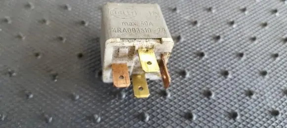 Volkswagen PASSAT B4 Other relay 4RA00351029 4RA003510-29