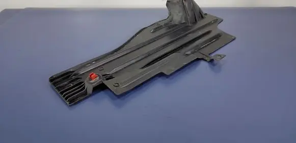 Ford Focus Front underbody cover/under tray AV61-R11779-AF
