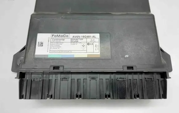Ford Kuga II Central body control module 5WK49778M AV6N19G481AL