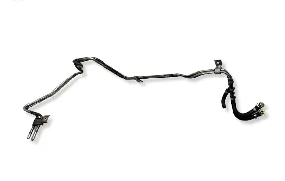 Volvo V70 Fuel line pipe 
