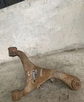 Nissan Quest Rear upper control arm/wishbone