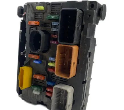 Citroen C4 I Picasso Fuse box set 9664055680 L08