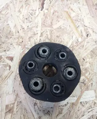 Mercedes-Benz 190 W201 Rear prop shaft donut coupling/joint 