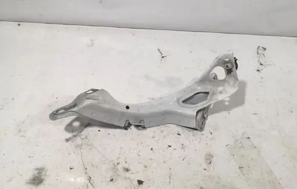 Audi A6 S6 C7 4G Fender mounting bracket 4G0821135A
