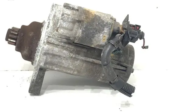 Skoda Fabia Mk1 (6Y) Starter motor 02Z911023H