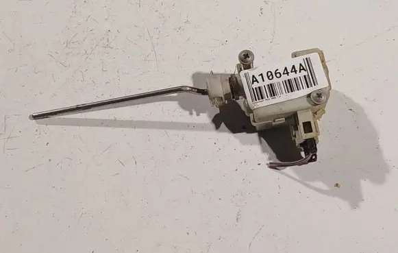 Volkswagen Polo IV 9N3 Central locking motor 6q6810773c