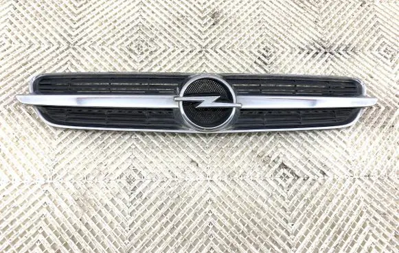 Opel Vectra C Front grill