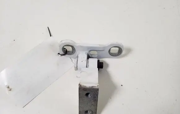 Volvo XC60 Rear door upper hinge 31424456