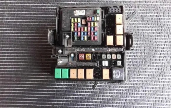 KIA Sportage Fuse box set 91204-F1070 91204F1070