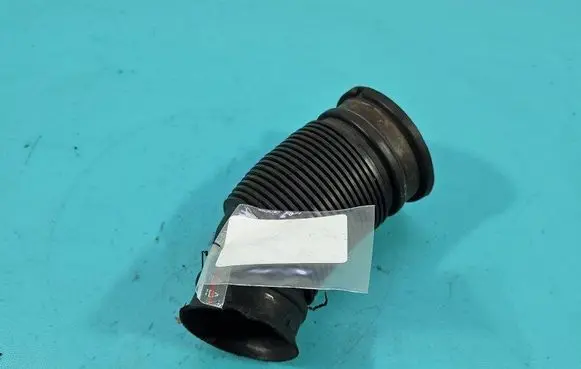 Intercooler hose/pipe