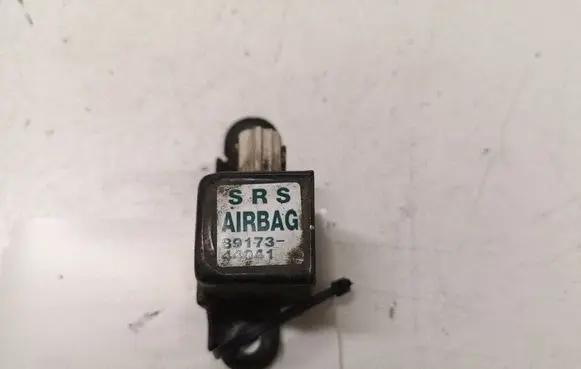 Toyota Avensis Verso Airbag deployment crash/impact sensor 8917344041