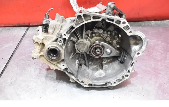 KIA Venga Manual 6 speed gearbox TCJ5F