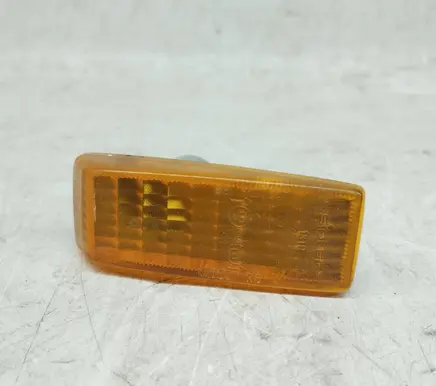 Mercedes-Benz SL R129 Front fender indicator light 1248200021 A1248200021 SIDLER1319