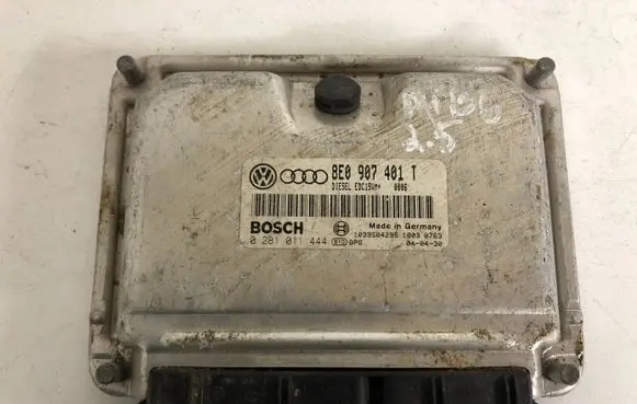 Audi A4 S4 B6 8E 8H Engine control unit/module 8E0907401T 0281011444