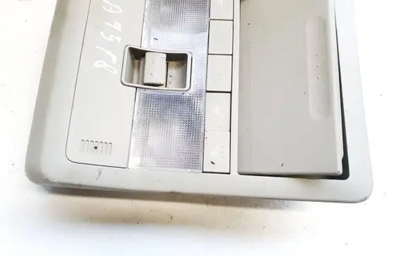 Chevrolet Captiva Front seat light