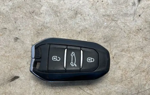 Citroen C4 I Picasso Ignition key/card 