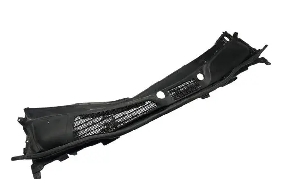 Windshield trim