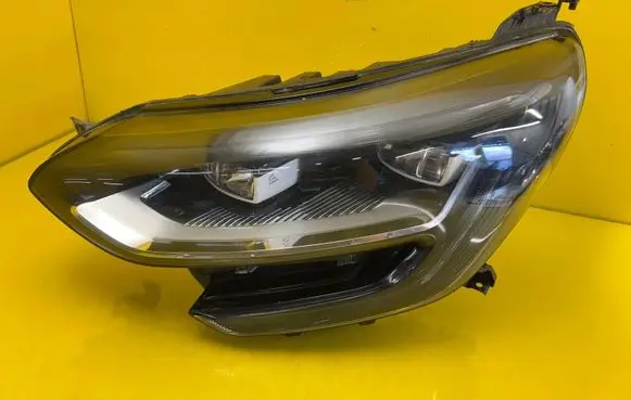 Renault Megane IV Headlight/headlamp 260601093R