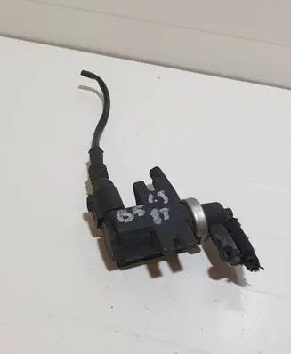 Volkswagen PASSAT B5 Turbo solenoid valve 1JQ906627 72290820