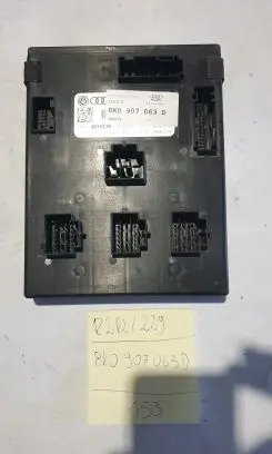 Audi A4 S4 B8 8K Comfort/convenience module 8K0907063D