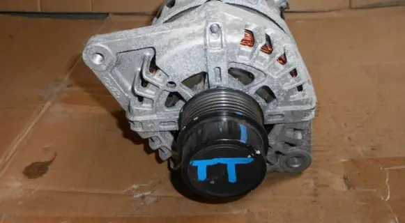 Hyundai Tucson TL Generator/alternator 2154651216