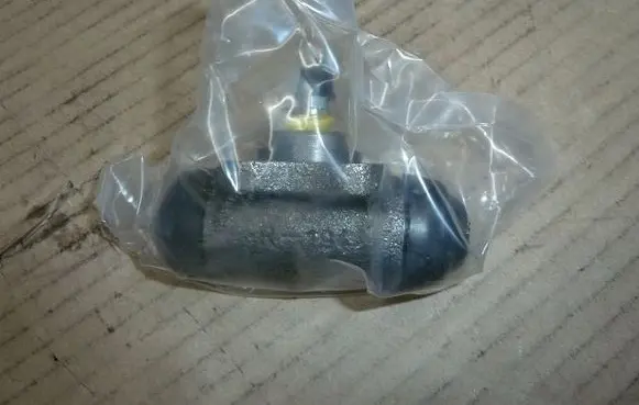 Chevrolet Traverse III Front brake caliper N3230905