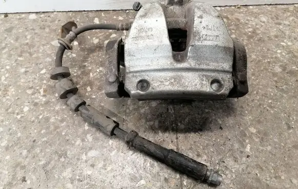 Volvo S90, V90 Front brake caliper 31665735
