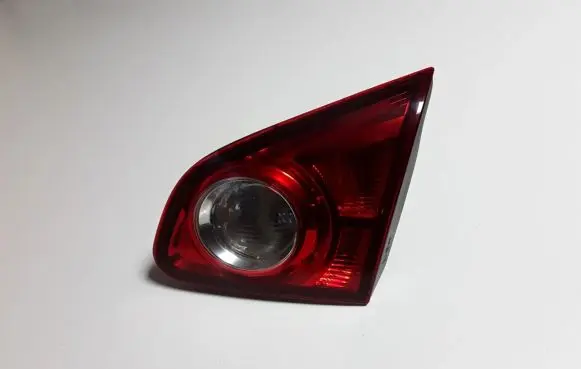 Nissan Qashqai+2 Tailgate rear/tail lights 89071064