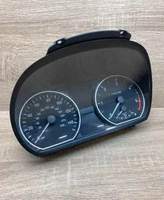 BMW 1 E81 E87 Speedometer (instrument cluster) 403208200 9187331