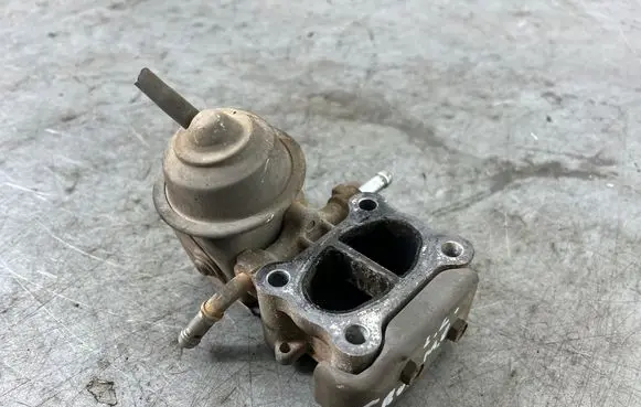Honda CR-V EGR valve
