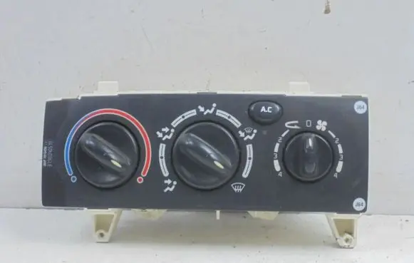 Renault Megane I Air conditioning/heating control unit 657120V