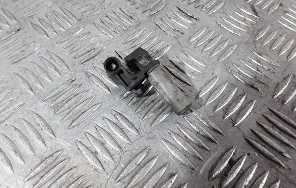Ford Mondeo Mk III Crankshaft position sensor