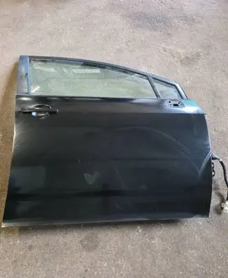 Toyota Corolla Verso AR10 Front door