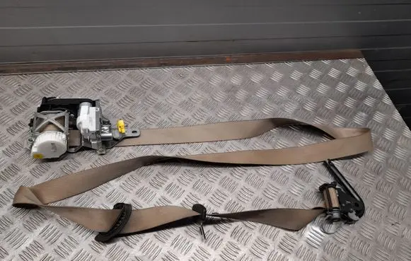 Mercedes-Benz GL X166 Front seatbelt A1668603786