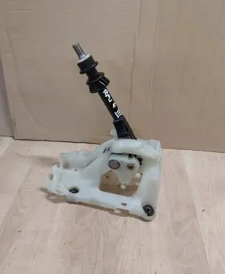 Toyota RAV 4 (XA30) Gear shifter/selector 