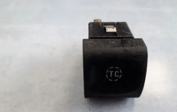 Traction control (ASR) switch