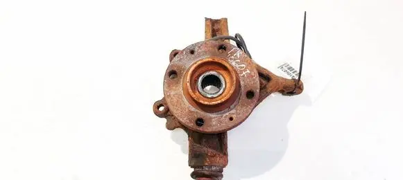 Peugeot 307 Front wheel hub