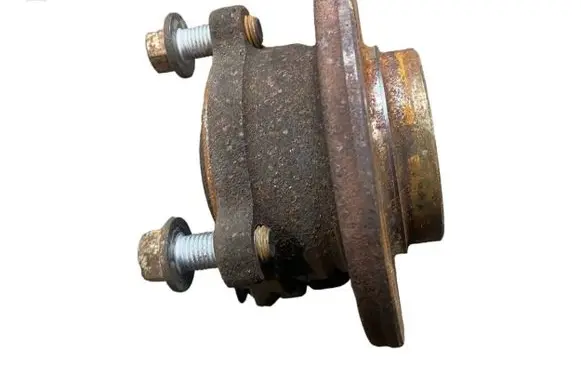 Mini Paceman (R61) Front wheel hub nan