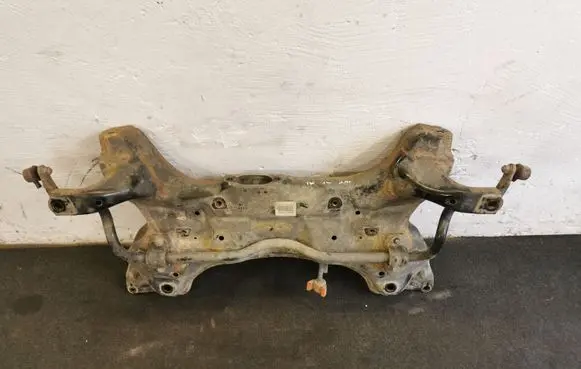 Hyundai i30 Front subframe