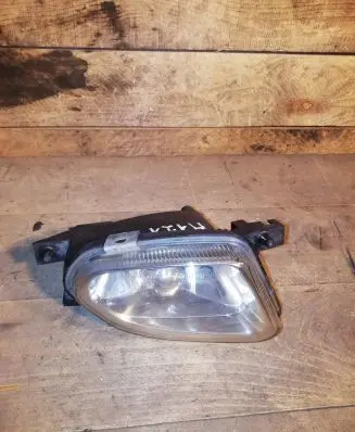Mercedes-Benz E W211 Front fog light A2118200656 1NB00827502