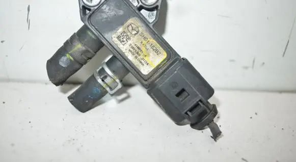 Mazda 3 II Exhaust gas pressure sensor SH01182B2